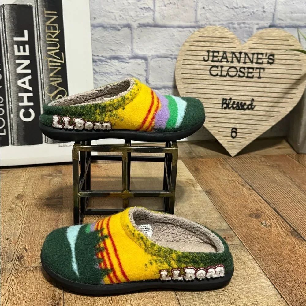 LL Bean Women 7 Slip-ons rainbow comfort slippers